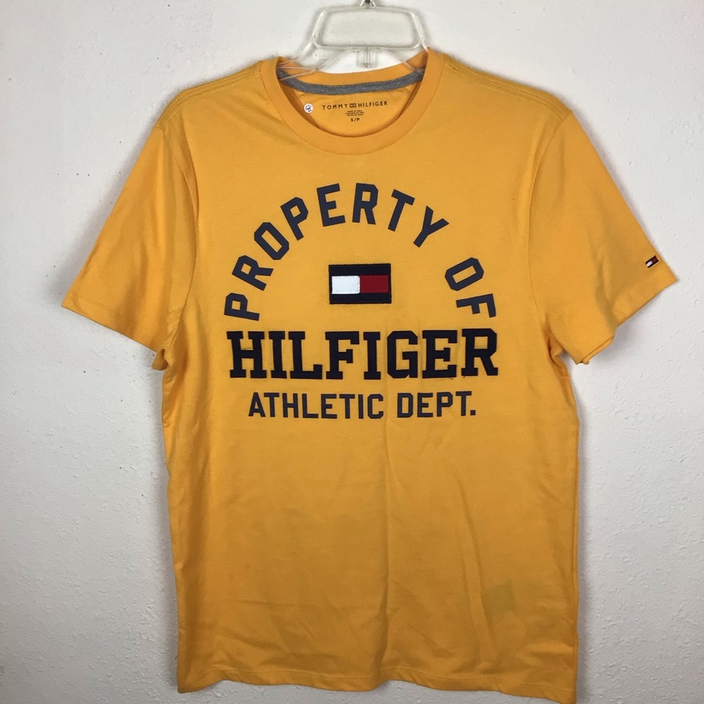 Tommy Hilfiger Logo Tee in yellow-size Small - Picture 9 of 10